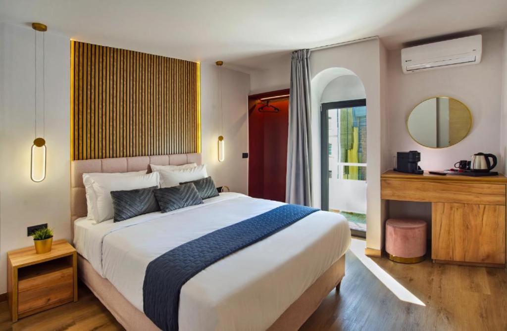 CITYLUXE Suites & Rooms - Resim 29