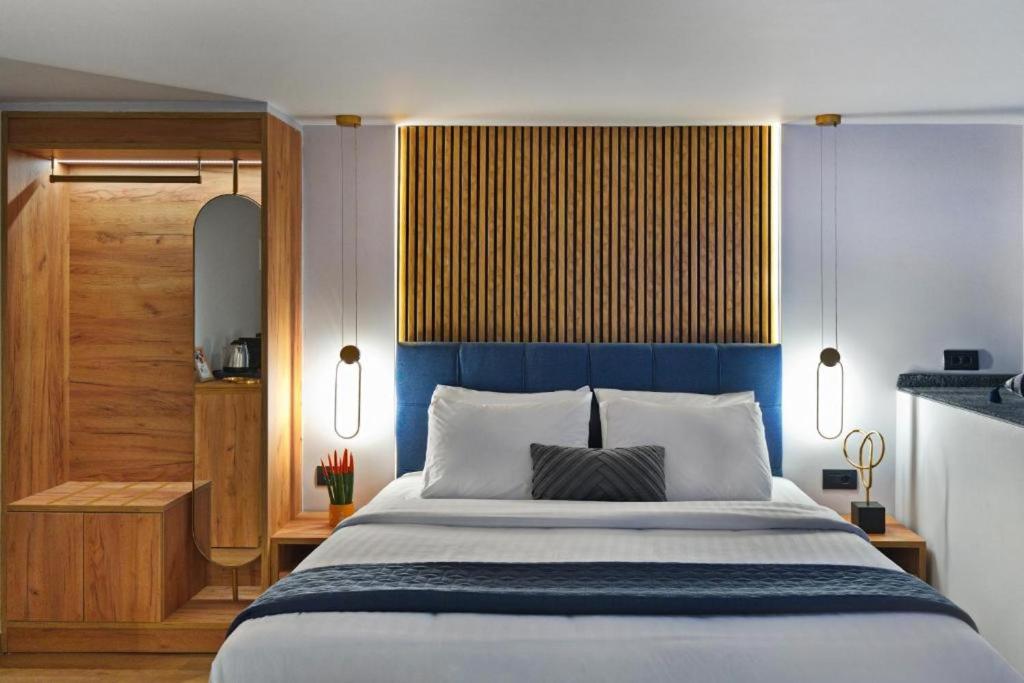 CITYLUXE Suites & Rooms - Resim 17