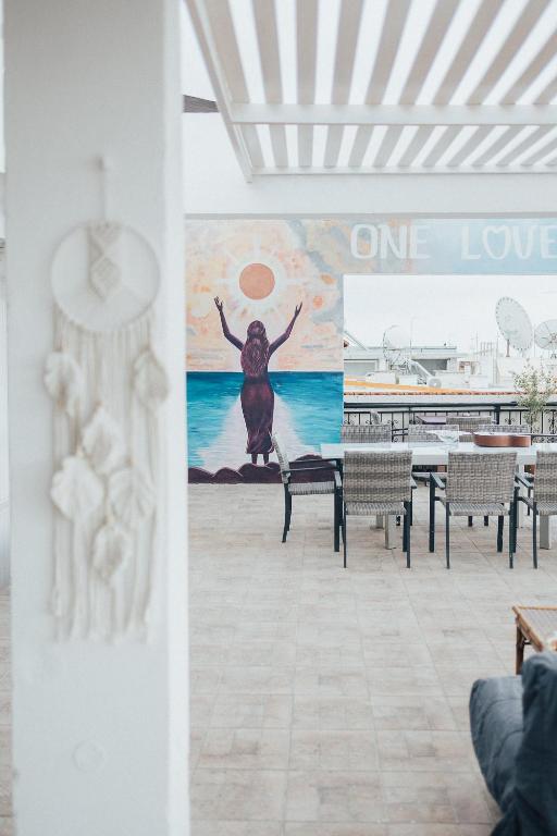 Fotografie z fotogalerie ubytování One Love One World Ayia Napa Square Hostel v destinaci Ayia Napa