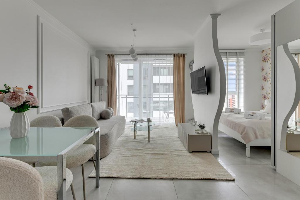 Bastion Wałowa City Center by Downtown Apartments - 9