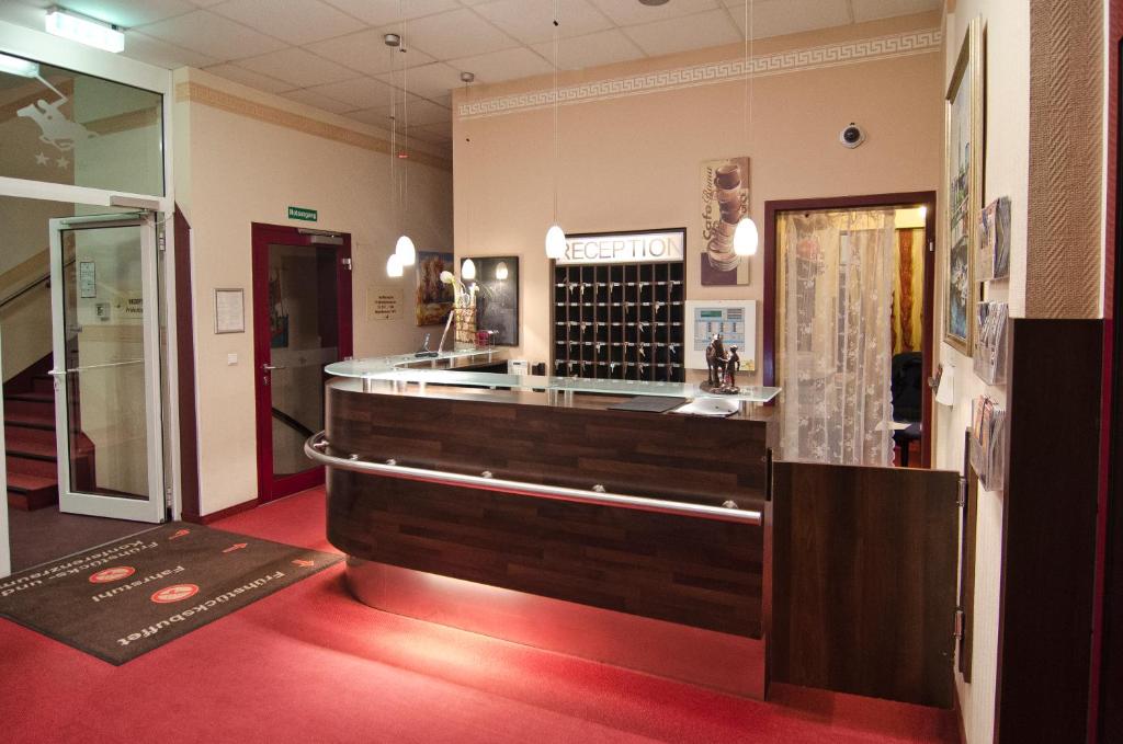 Hotel Polo am ZOB - Resim 38