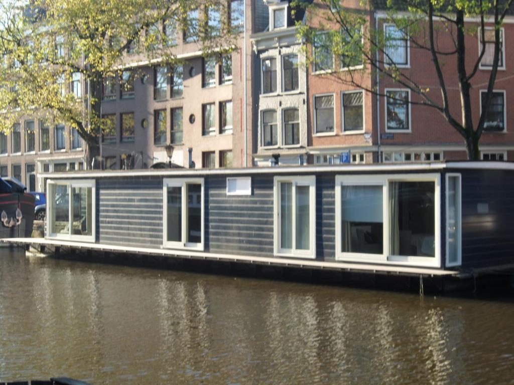 Booking.com: Imbarcazione The Guest-Houseboat , Amsterdam, Paesi Bassi - 13  Giudizi degli ospiti . Prenota ora il tuo hotel!