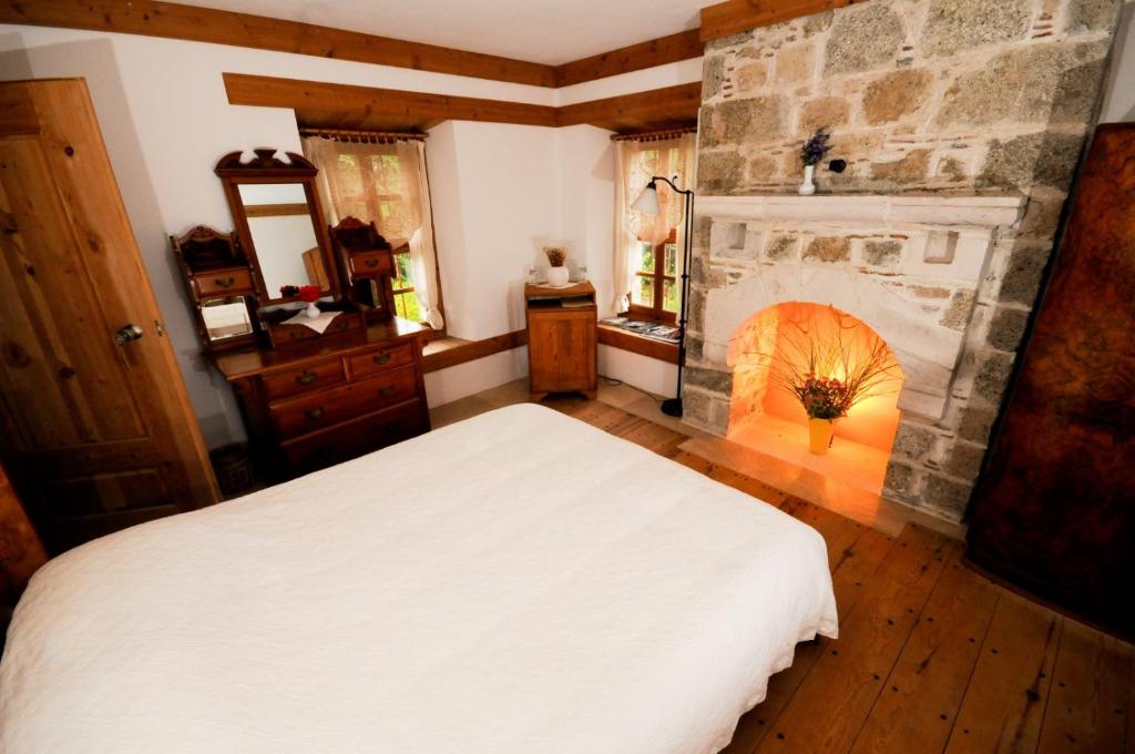 Postel nebo postele na pokoji v ubytování Heritage Homes Mehmet Ali Aga Konağı