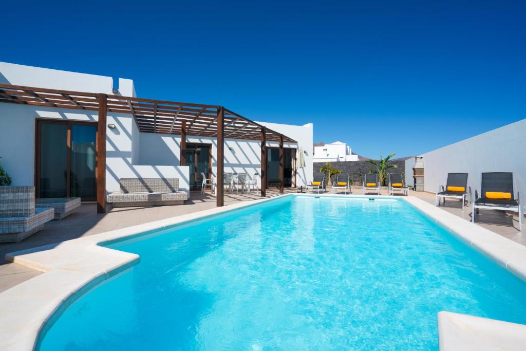 Villa Ledicia by Optima Villas