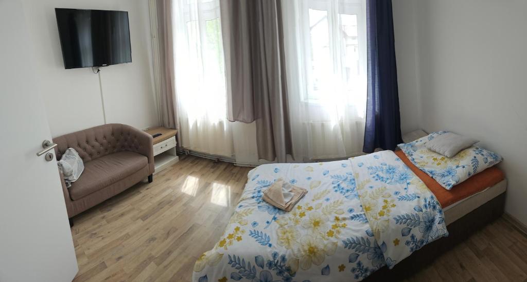 Postel nebo postele na pokoji v ubytování Bluestars Home