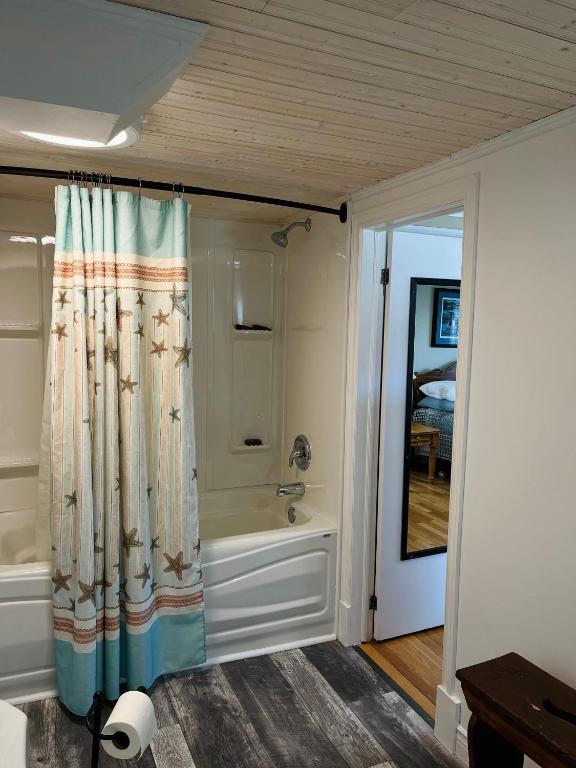 Koupelna v ubytování Toulinguet Inn - Suites