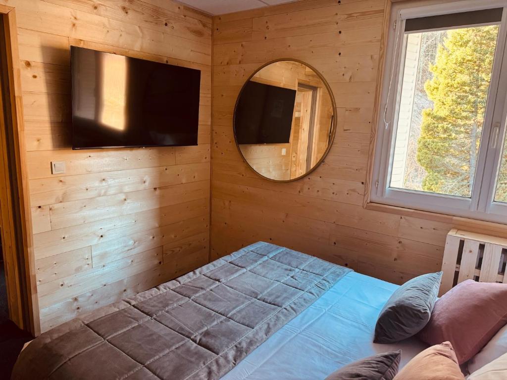 The Originals Boutique Hotel Le Panorama Mont Dore - Family Junior Suite