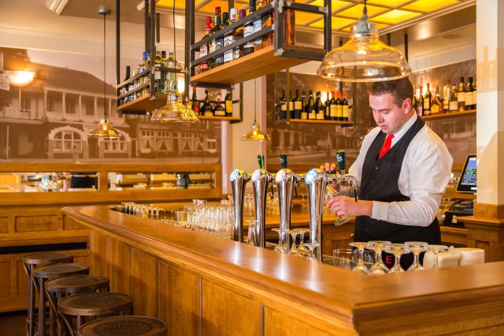 Drankjes bij Brinkhotel