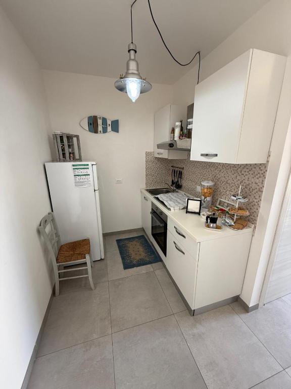 Kuchyňa alebo kuchynka v ubytovaní F&L house