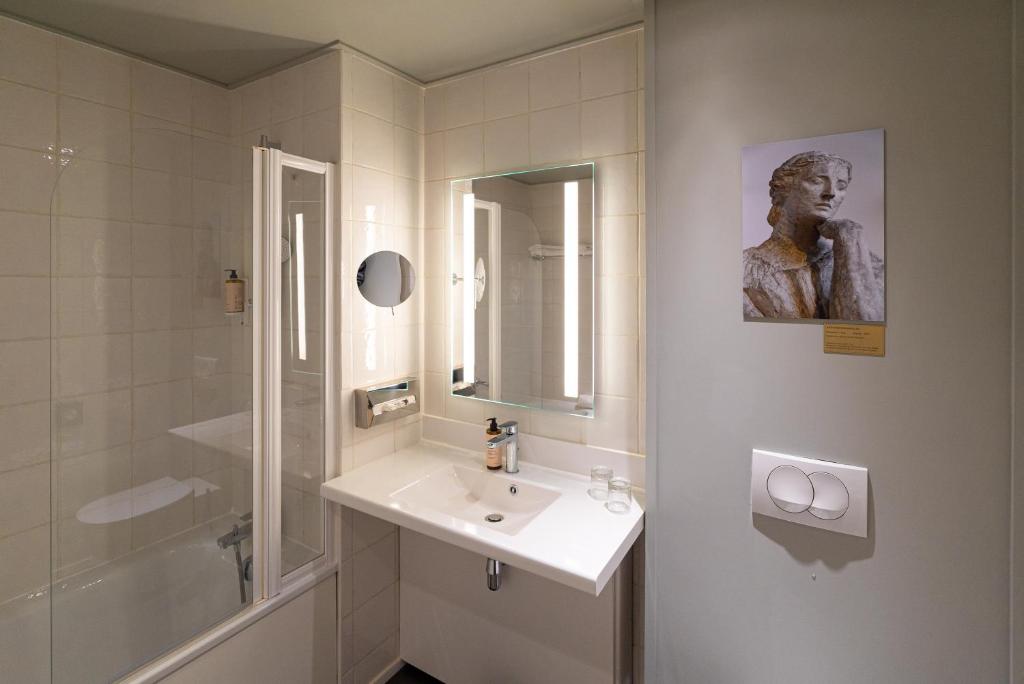 Koupelna v ubytování Hôtel Mercure Montauban