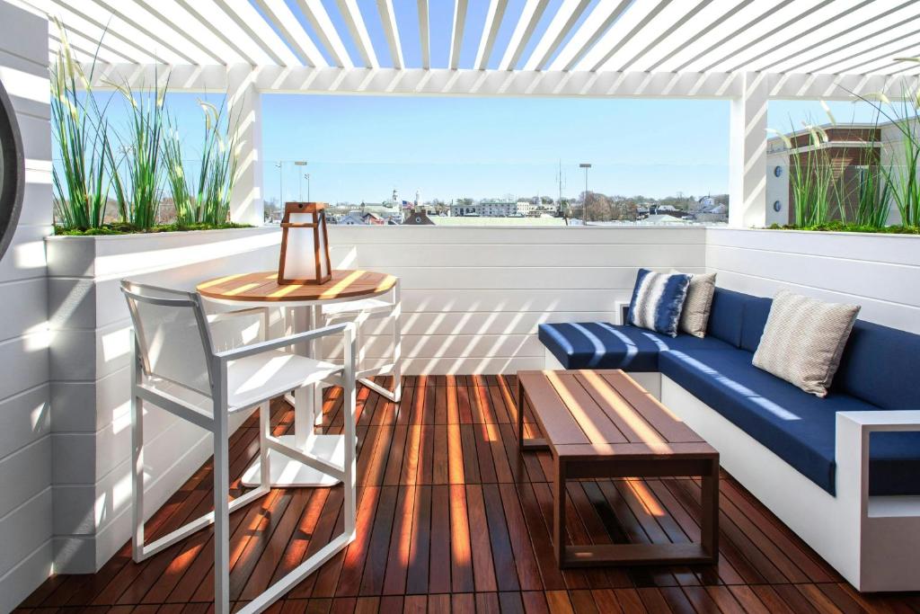Newport Marriott Hotel & Spa - 