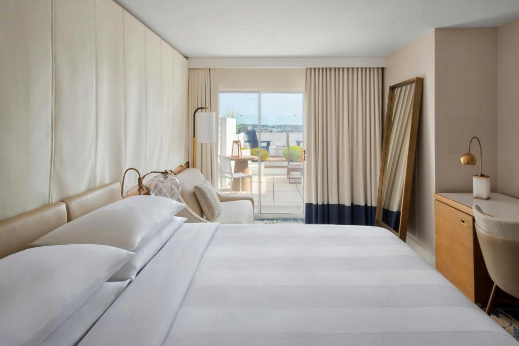 Newport Marriott Hotel & Spa - 