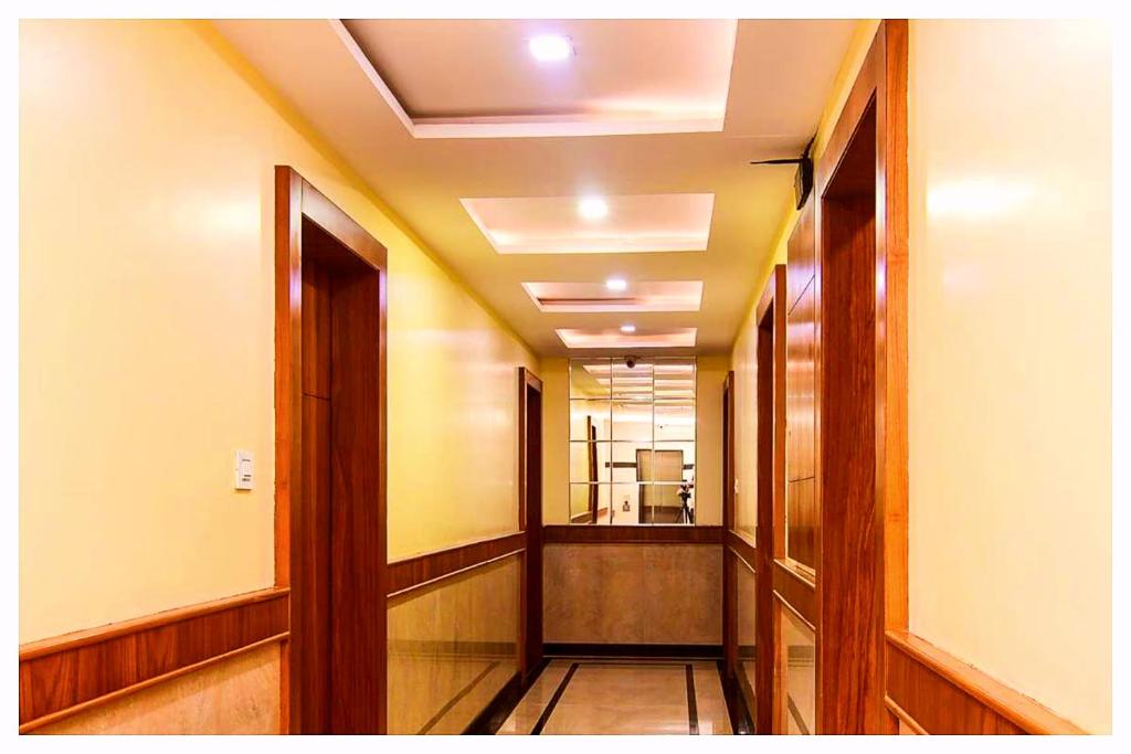 Fotografie z fotogalerie ubytování HOTEL KUVER # PALACE Near Sea Beach - Jagannath temple - Restaurant and Lift Facilities - Fully Air Conditioning Hotel - A Top Rated Hotel v destinaci Purí