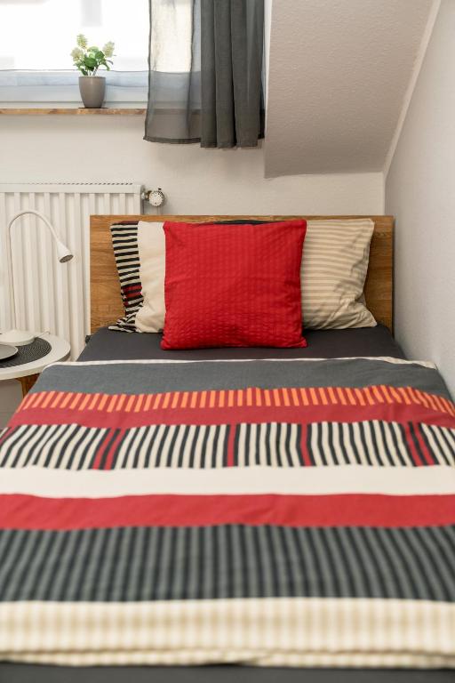 Pension OTTO - Habitación Individual Con Baño Privado