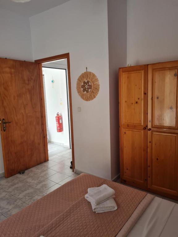 Postel nebo postele na pokoji v ubytování VILLA VRACHOS Preveza