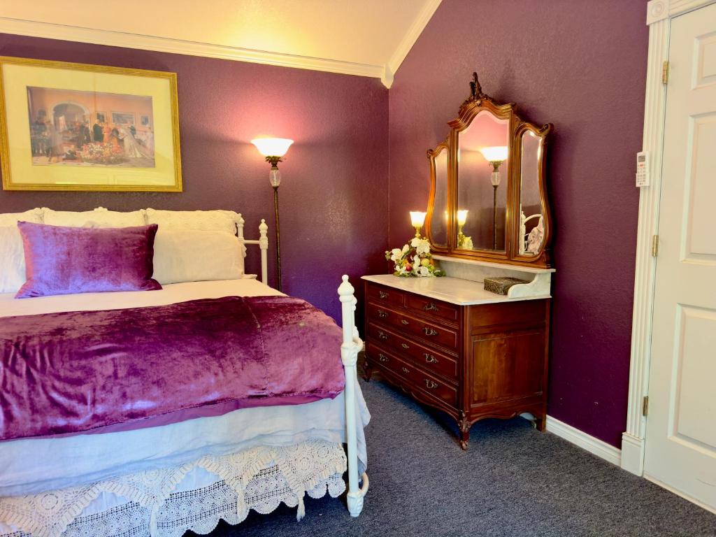 Bed & Breakfast on White Rock Creek photo