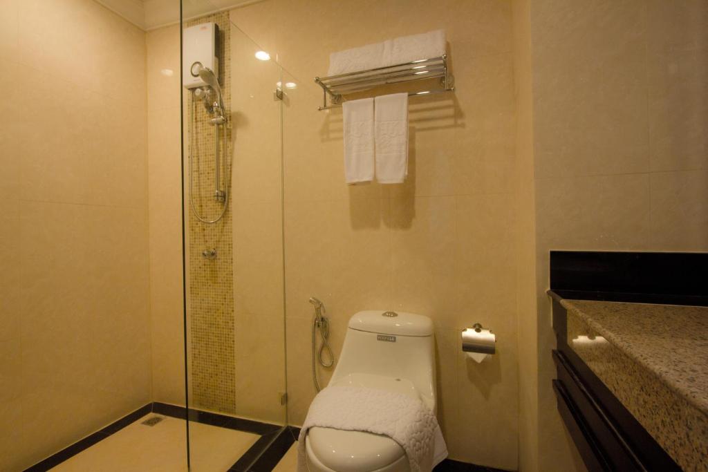 LK Grand Living Place - Resim 3