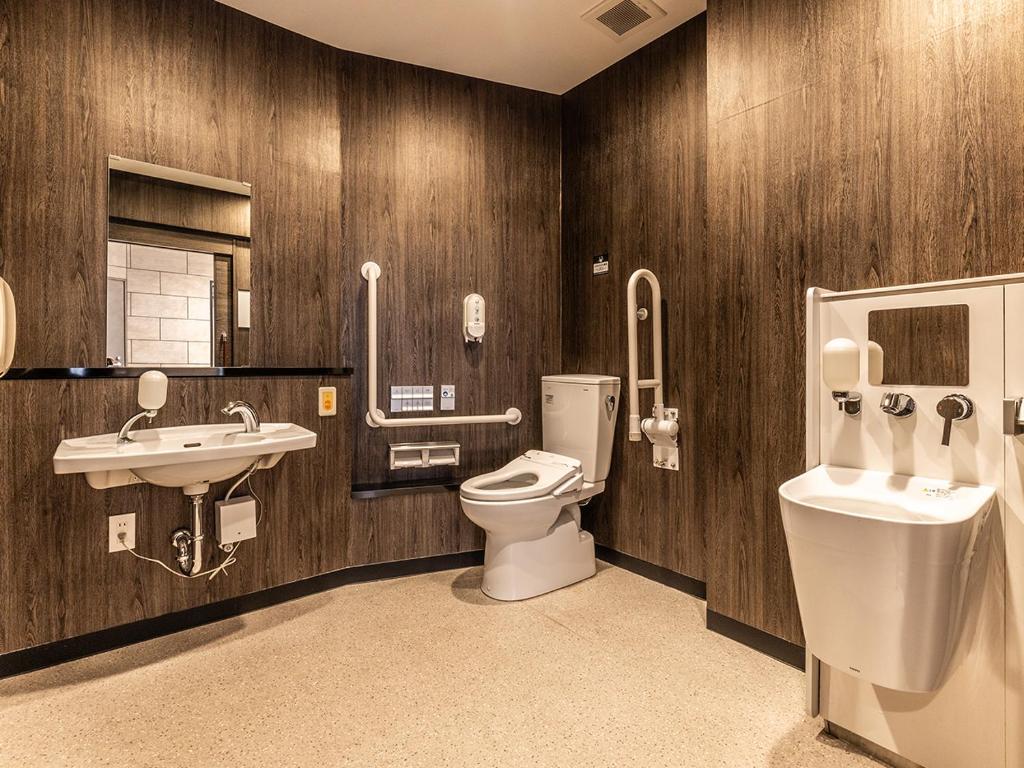 Koupelna v ubytování APA Hotel Nambaminami Daikokucho Ekimae