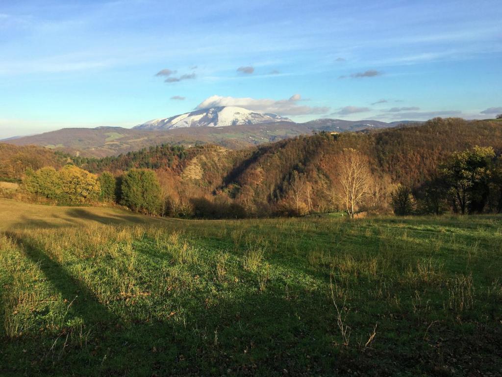 A general mountain view or a mountain view taken from the holiday home