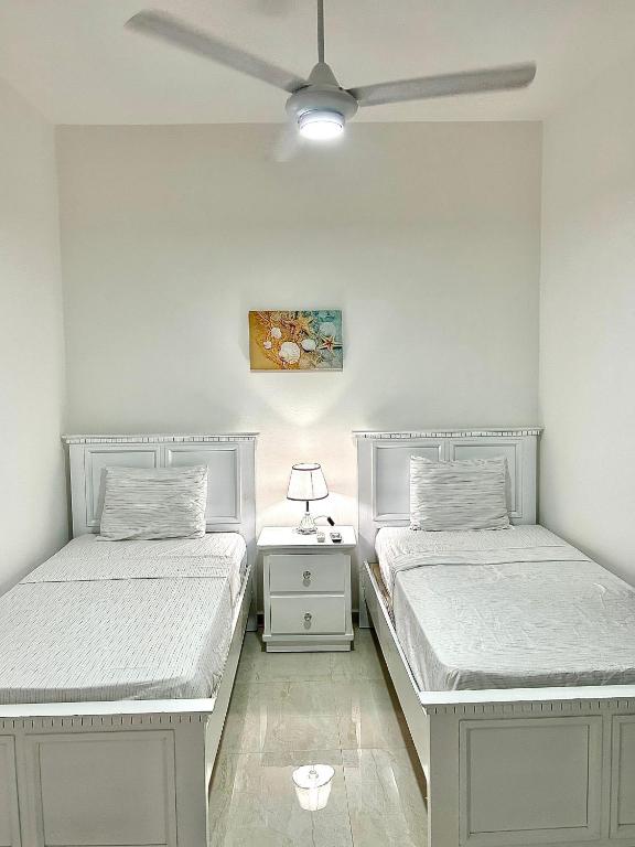 Postel nebo postele na pokoji v ubytování Elegante Apartamento A 100 mts la playa de los Minos RSJ