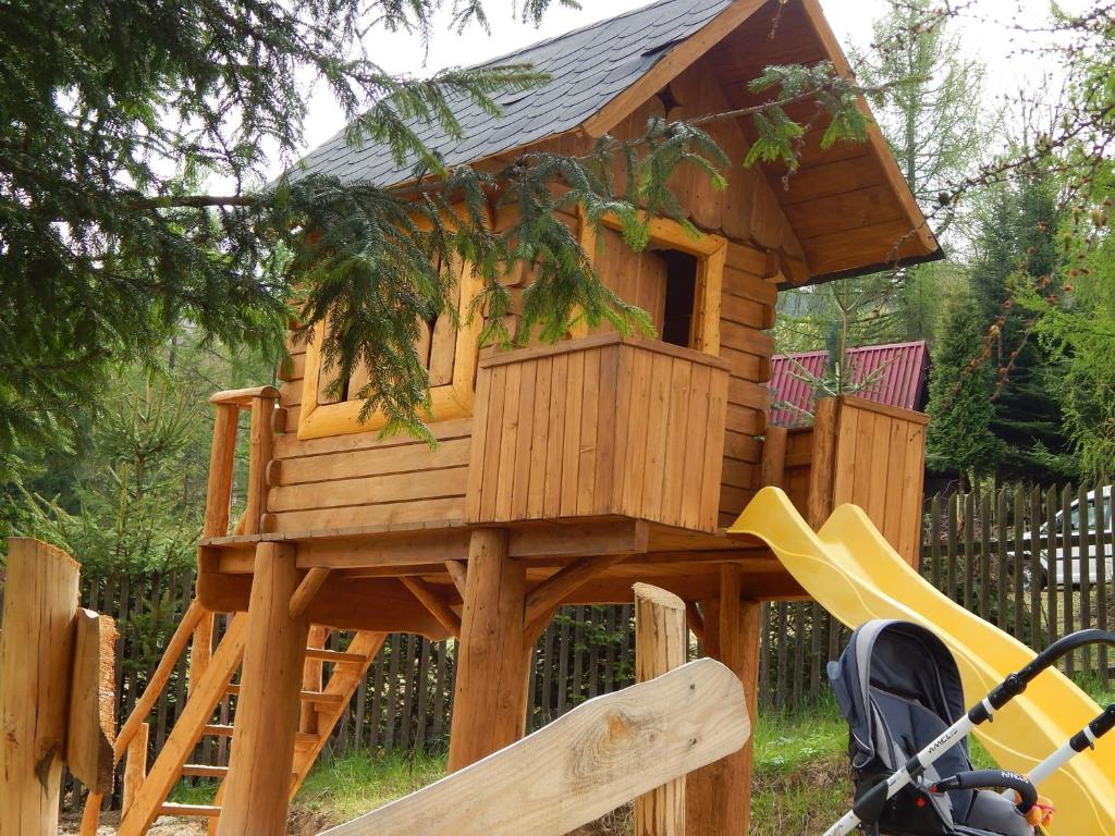 Detský kútik v ubytovaní Mosorny Park Drewniane Komfortowe Domki Całoroczne