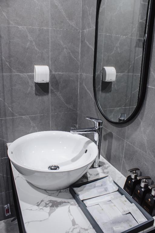 Phòng Senior Deluxe Nhìn Ra Một Góc Biển