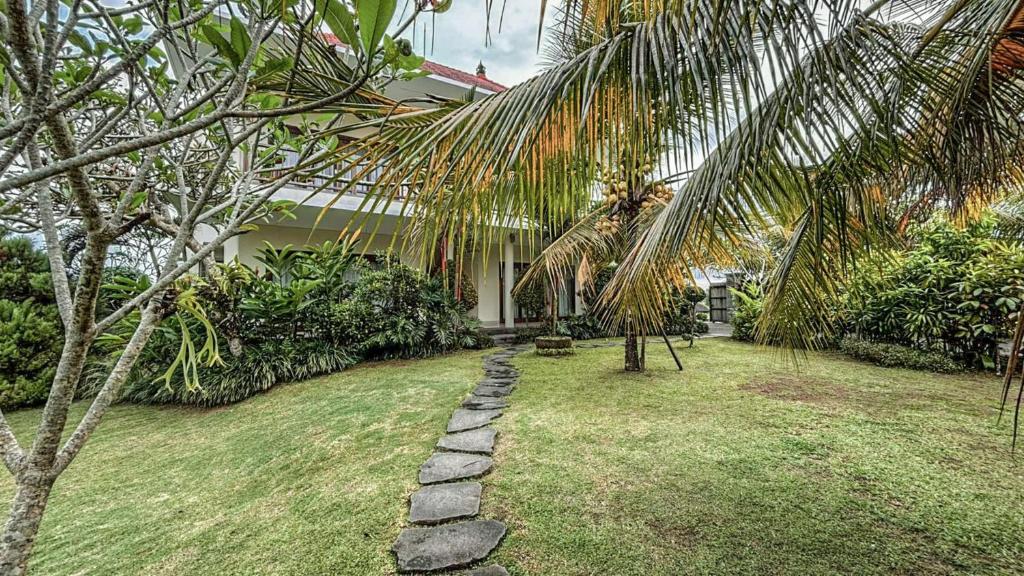 Zahrada ubytování DLobong Suites Ubud