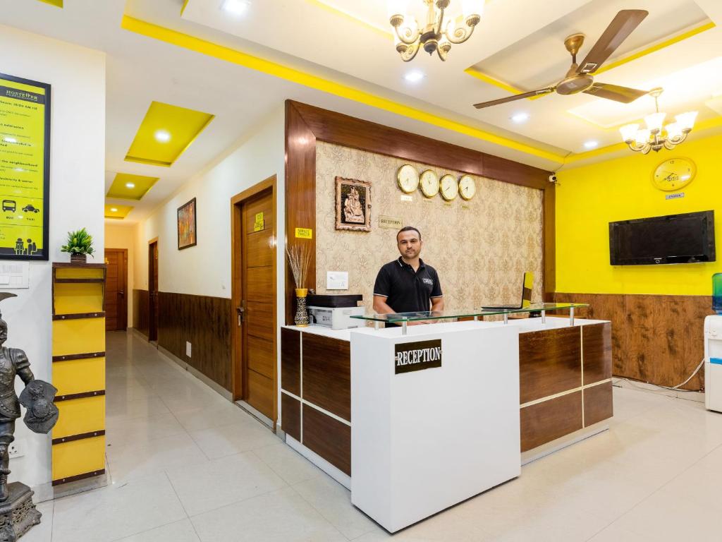 TV a/nebo společenská místnost v ubytování The Hosteller Agra
