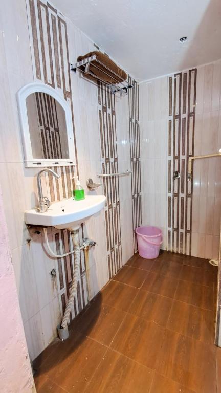 Fotografie z fotogalerie ubytování LD Guest House, Ayodhya v destinaci Ayodhya