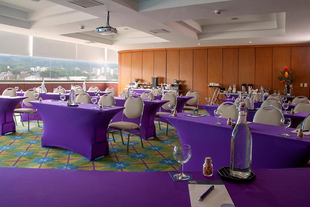 Restaurace v ubytování GHL Hotel Grand Villavicencio