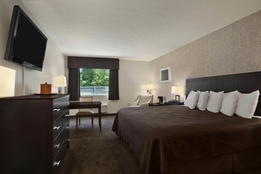 Travelodge by Wyndham Hubbard OH photo