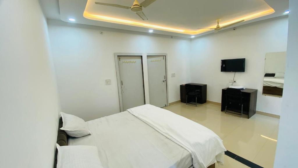 Fotografie z fotogalerie ubytování HOTEL SHREE ji INN v destinaci Kotah City