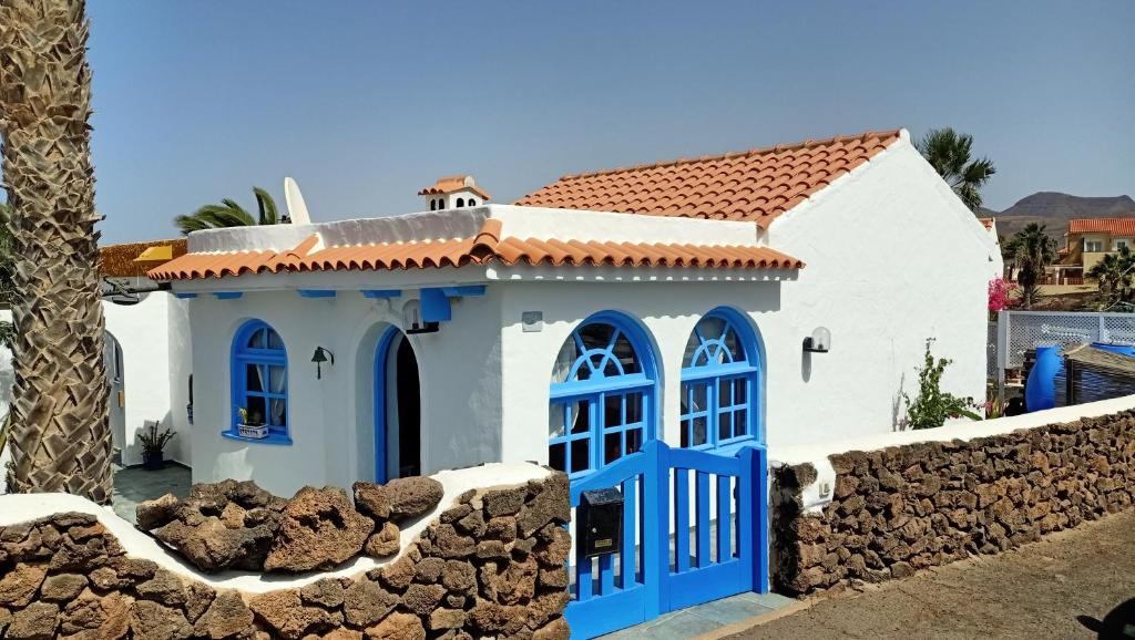 The building in which the holiday home is located