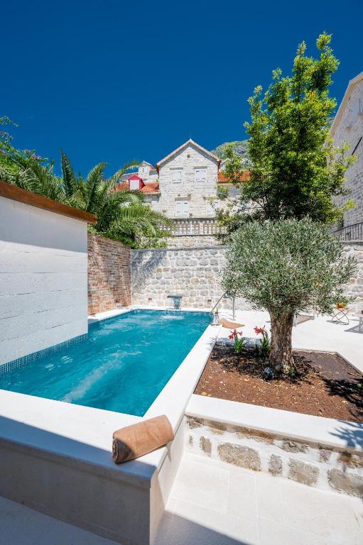 Conte Hotel & Restaurant - 6