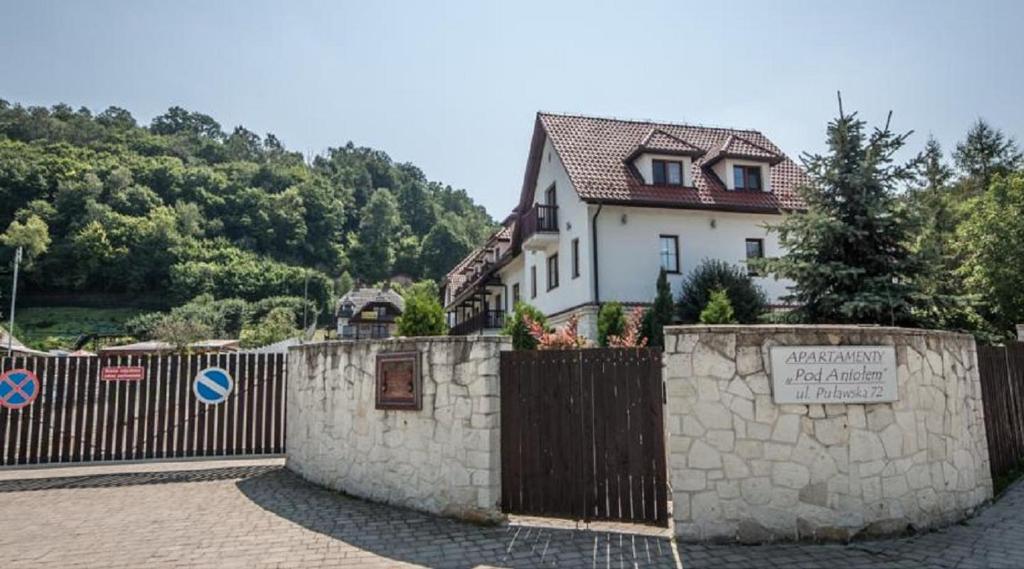 Budova, v ktorej sa apartmán nachádza