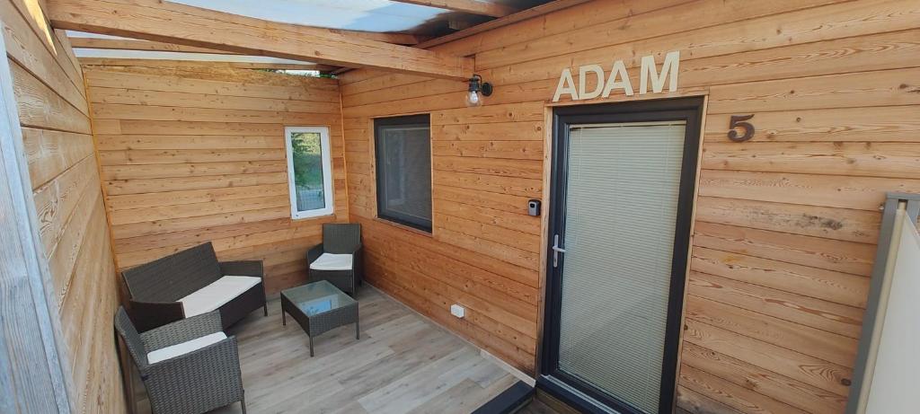 Fotografie z fotogalerie ubytování Bungalovy u Lipna - Adam a Eva v destinaci Černá v Pošumaví
