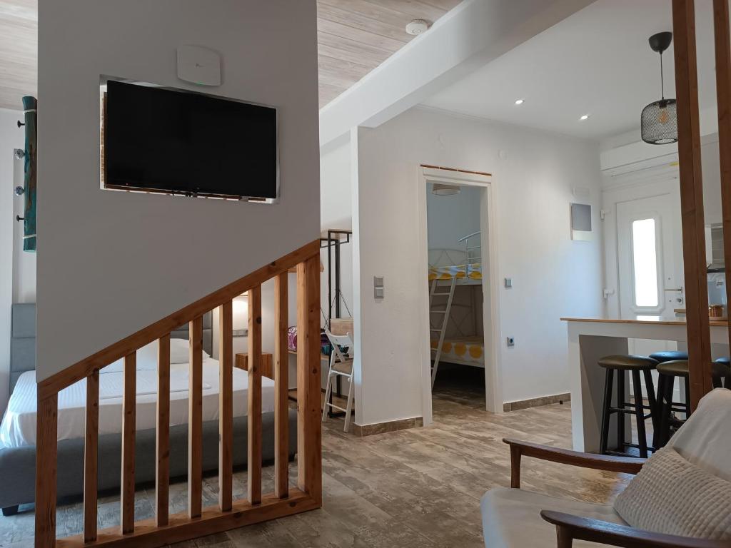 TV a/nebo společenská místnost v ubytování Kartalia apartment