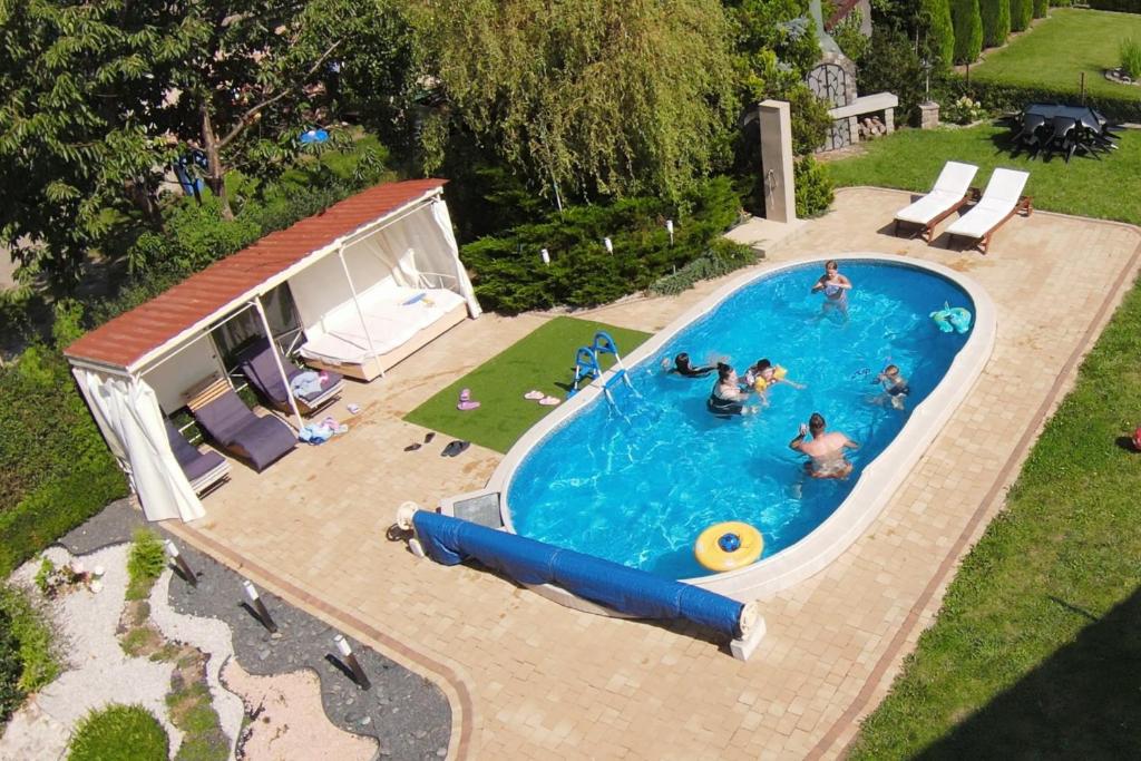 Gallery image of Aven'a pokoje gościnne z basenem in Darłowo