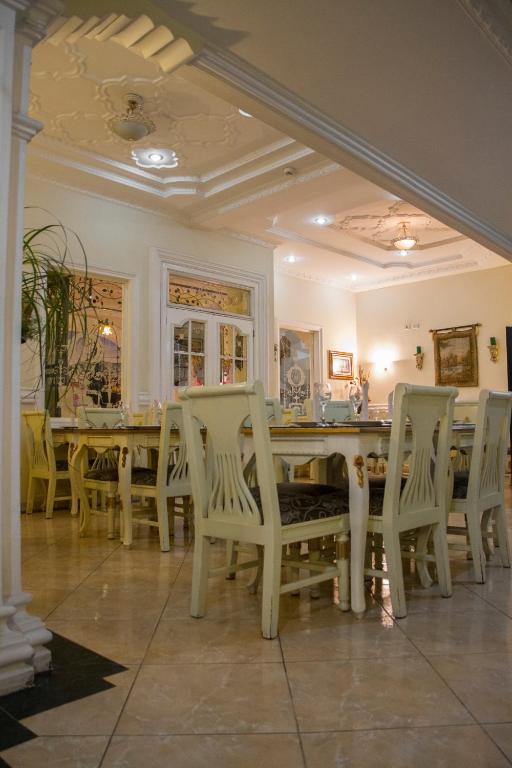Restaurace v ubytování Eugenia Hotel