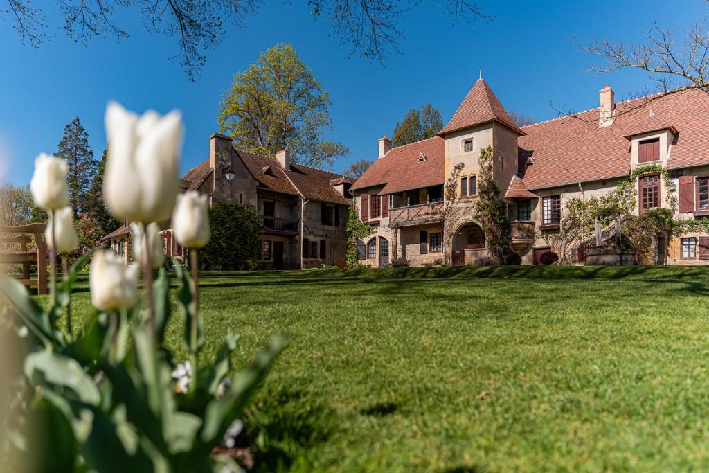 Vonkajšia záhrada v ubytovaní La maison de la tour