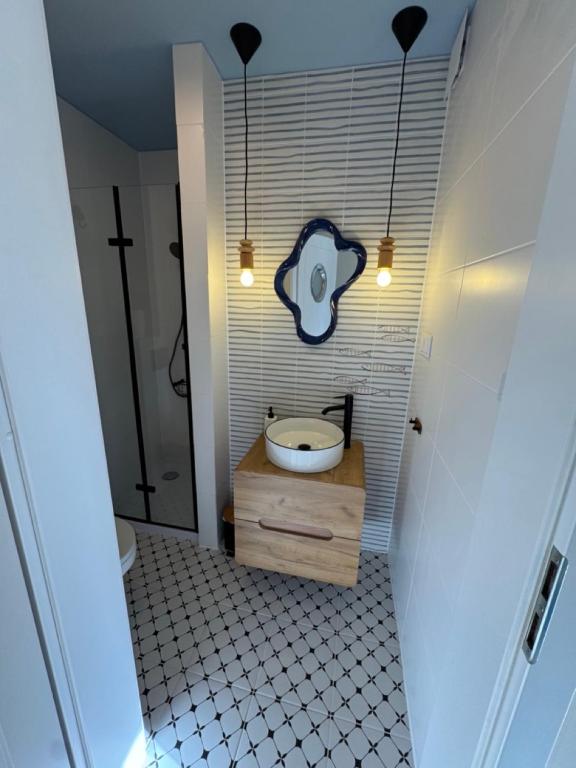 White Frog Dziwnów - Quadruple Room With Bathroom