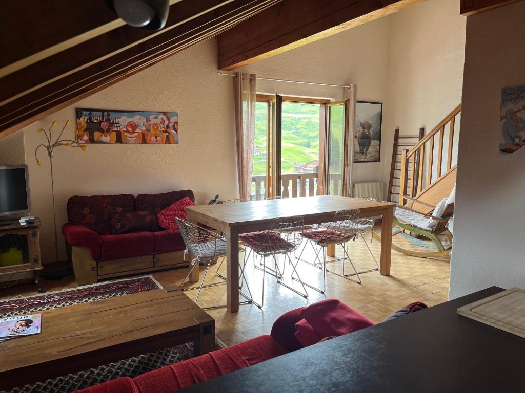 Posezení v ubytování Chalet Les Rhodos appartement le Yeti