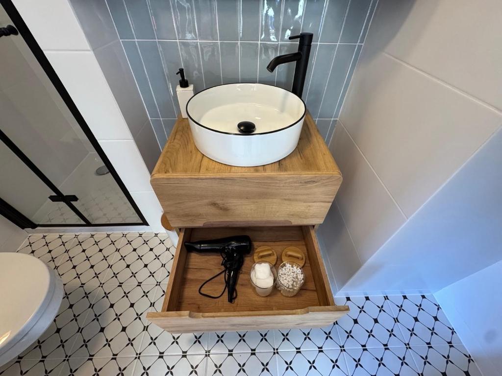 White Frog Dziwnów - Quadruple Room With Bathroom