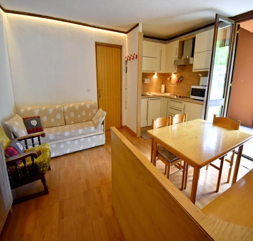 MASO BILOCALE APPARTAMENTO MhD, Madonna di Campiglio — property photo 1