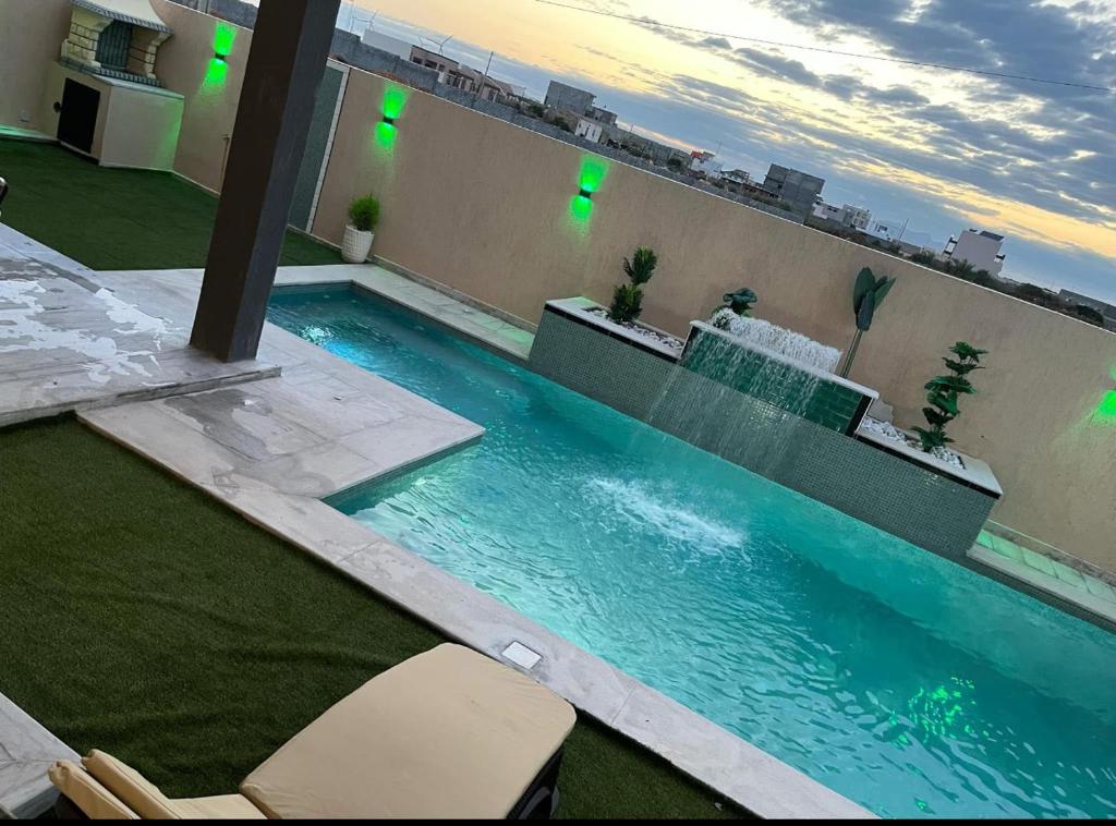 Swimmingpoolen hos eller tæt på Haouaria