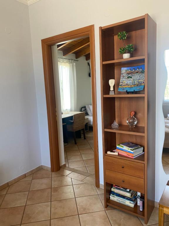 Fotografie z fotogalerie ubytování Tzitzi Pistachio Villa v destinaci Khlóï