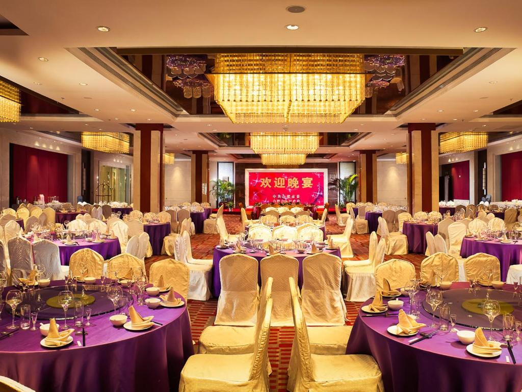 Restaurace v ubytování Hongrui Jinling Grand Hotel Hefei