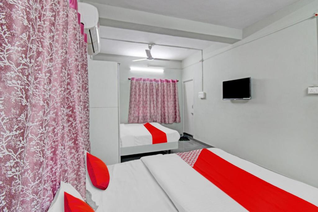 TV a/nebo společenská místnost v ubytování Super Hotel O Moonlight Inn