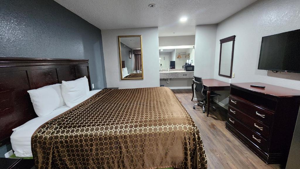 Express Inn Hobby Airport - 