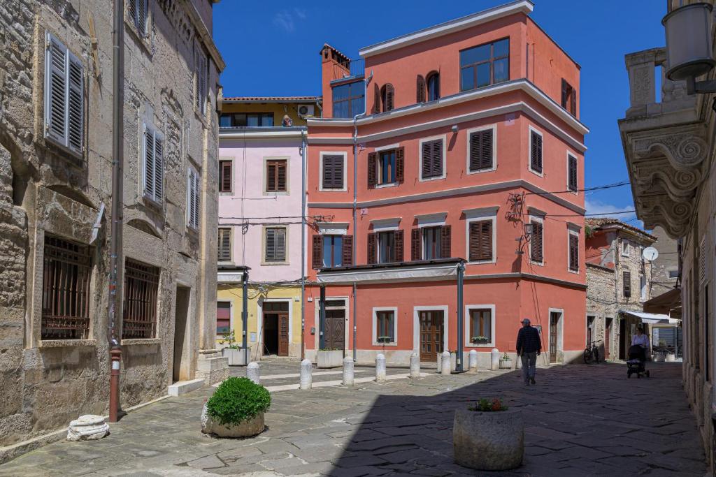 Apartments by the sea Pula - 24381